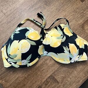 Lemon print shade and shore bikini top size 38C